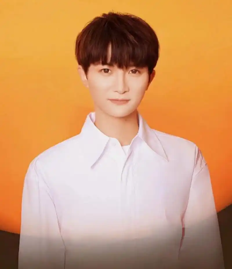 最近刷到的周深绝美图片