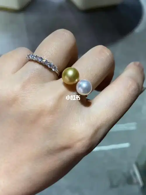 双珠戒指真得很耐看