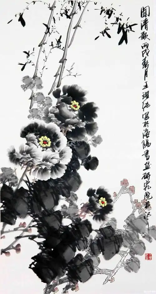 王理纯:大墨大写画牡丹