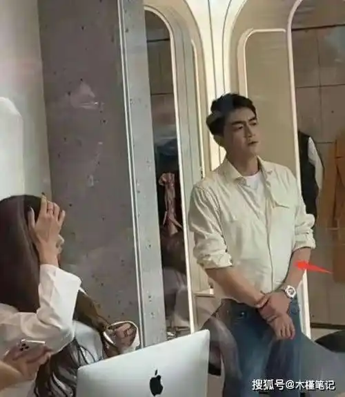 原创林更新近照遭吐槽身材发福大肚腩抢镜体型快赶上岳云鹏