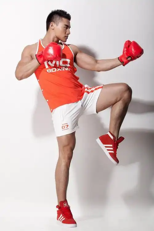 【潇洒帅健-357】健体帅哥 - 潇洒如风 - 潇洒天地 如意家园