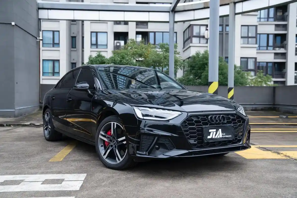 这黑武士会是你们喜欢的style么.奥迪a4l改色axe钢 - 抖音