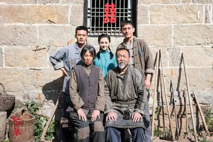 《红旗渠》央一首播,故事内容震撼,能唤起很多观众的干旱记忆