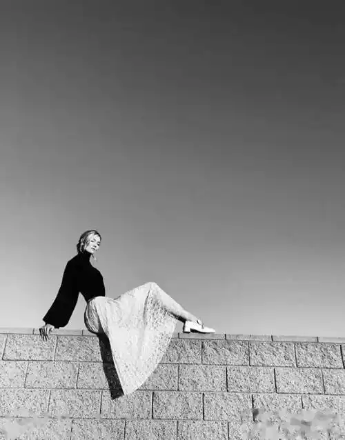 世界顶级摄影师拍的100张经典女性照片优雅又美丽