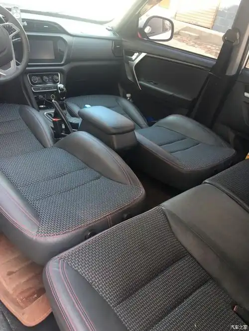 瑞虎3前排座椅放平当床一个小时搞定