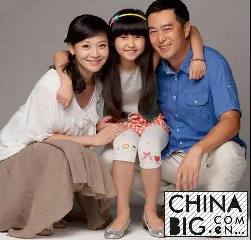 张嘉译前妻杜珺照片个人资料曝光 张嘉译现任妻子是谁?