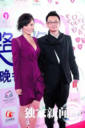 黄海波承认与莫小棋相恋:后半生就交给她了