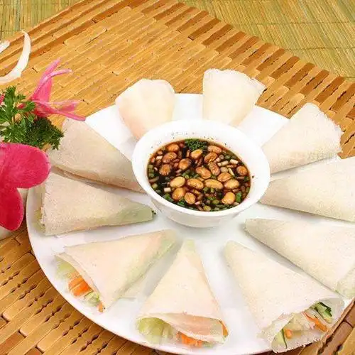 贵阳米豆腐上榜(夏天吃最合适) 贵州十大名小吃排行榜-方日排行