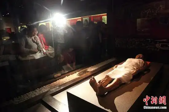 资料图:千年不腐女尸"辛追夫人".中新社发 韦亮 摄