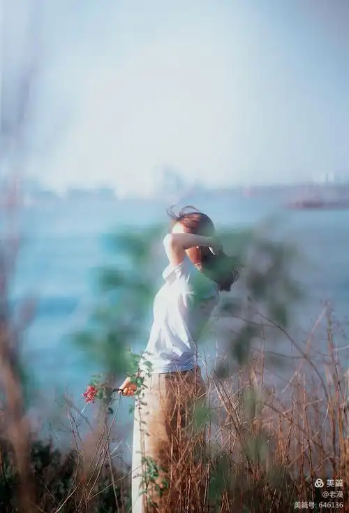 评论  1 普罗旺斯 好清纯的美女 2018-05-08 1 载梦前行 清新自然唯美