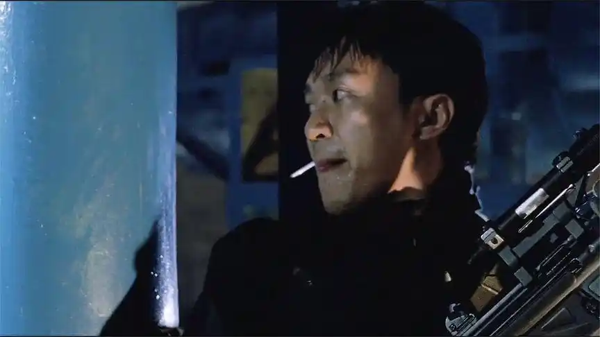 逃学威龙2:同样是冲锋枪,为何星爷不用换弹,太残暴了-影视综视频-搜狐