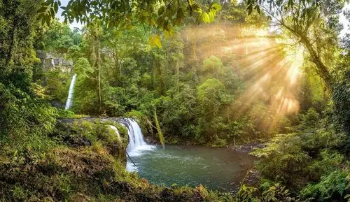 自然,美丽,流,瀑布,光线,太阳1280x720分辨率下载
