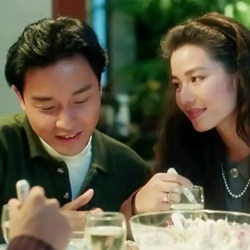 李嘉欣林嘉欣和张国荣共同合作的《异度空间》当年张国荣对刚出道不久