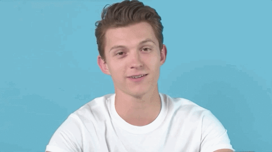 汤姆霍兰德:「我是从片场偷拿过一些蜘蛛人的小道具啦!」