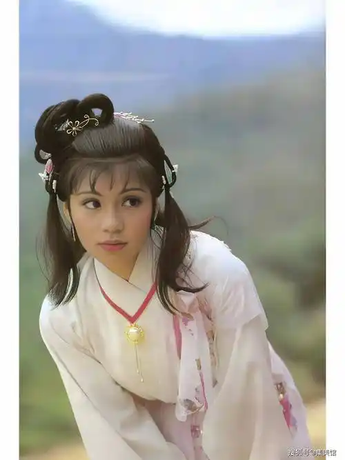 "蓉儿"翁美玲,性感魅力无人能敌!_电视剧_名字_成为了