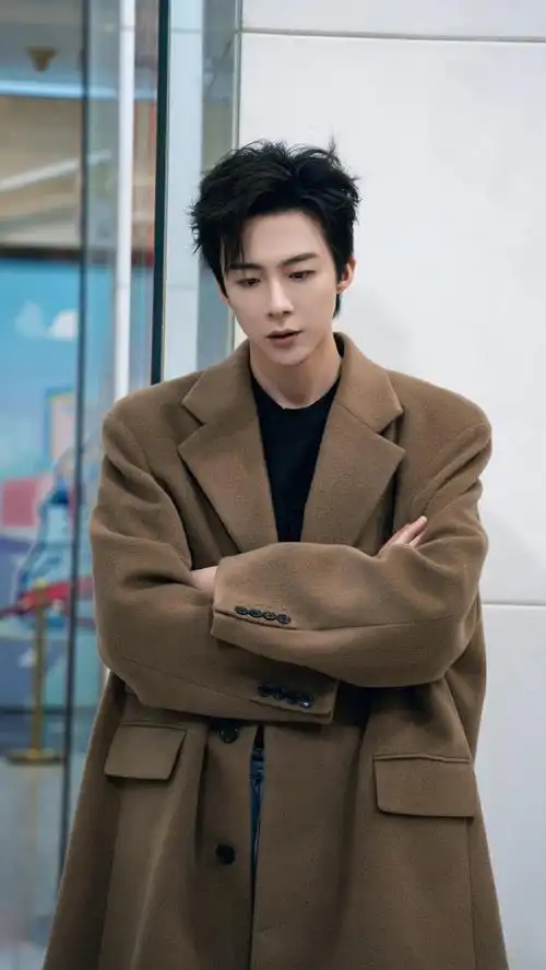 一舟之远在于宁#宁头儿@摩登兄弟刘宇宁发现一处新关隘:好六街今晚19