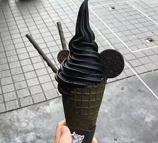 冰激凌店的热卖冰激凌,在家用一种原材料就可以做 陈妈烘焙|黑芝麻|冰