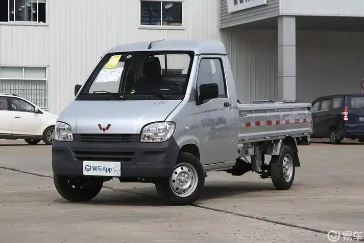 想买一辆五菱荣光单排1.5排量厢式货车,最低价是多少钱?