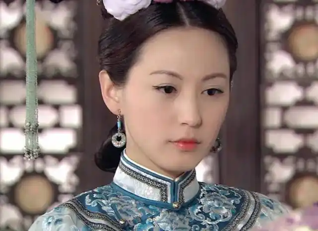 02刘心悠饰演"马尔泰·若兰"最爱若曦一身