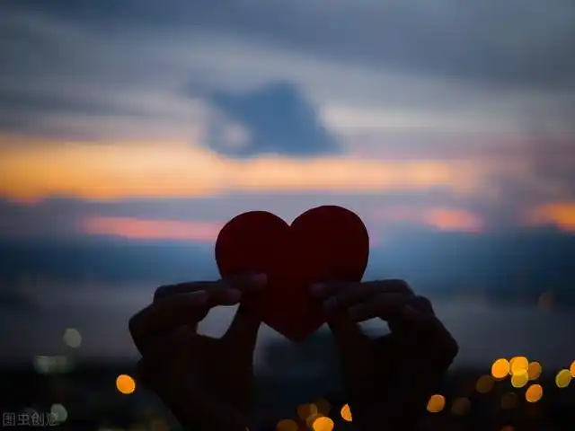 甜到融化的爱情句子关于爱情的唯美句子