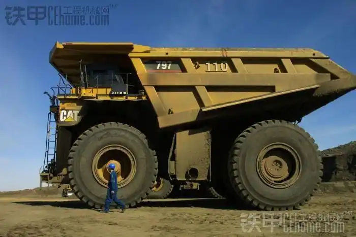 巨型矿车集锦全地形路上巨无霸