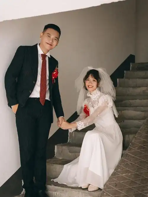 80年代复古港风婚纱照好喜欢好真实呀