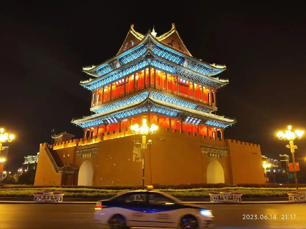 临汾平阳鼓楼.位于临汾城中心,基座呈正方形,周长160米,楼 - 抖音