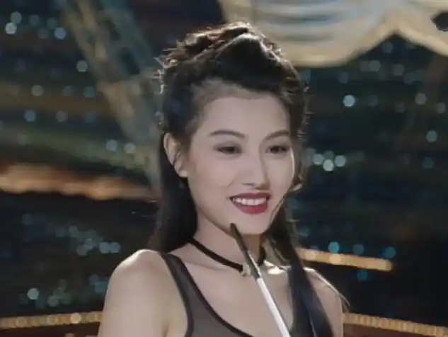 "梦姑"黄纪莹:94年最上镜香港小姐,与古天乐相恋7年终分手