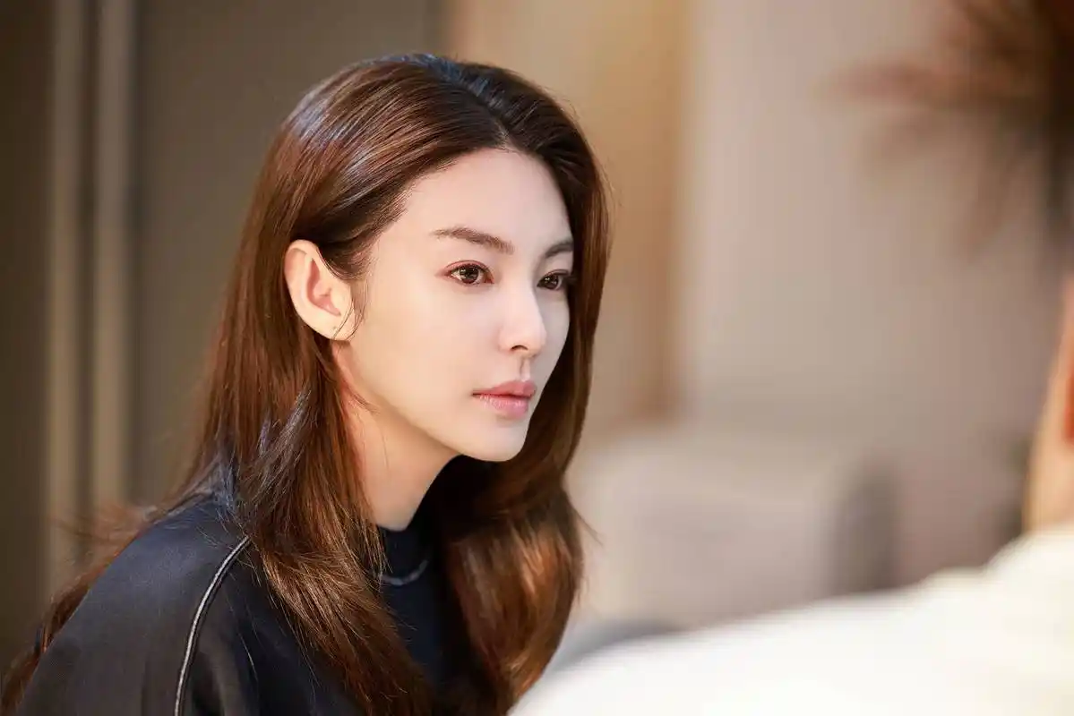 张雨绮《繁华似锦》连续17天cvb卫视黄金时段top1_电视剧_收视率_作品