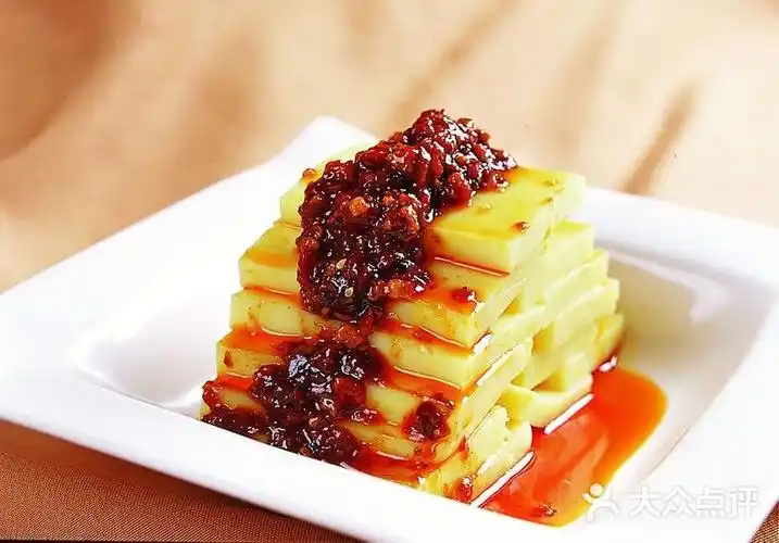 大理锅巴黄凉粉