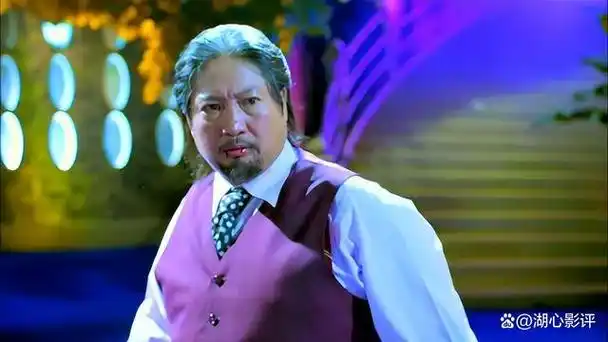 洪金宝携妻亮相金像奖获终身成就奖公开感谢韩籍前妻生四子女