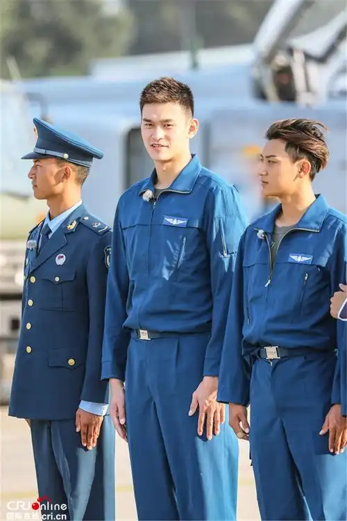 《真正男子汉2》黄子韬拿了第一还不服气?