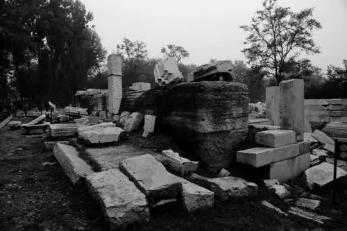 那么,被毁前的圆明园是怎么样的?