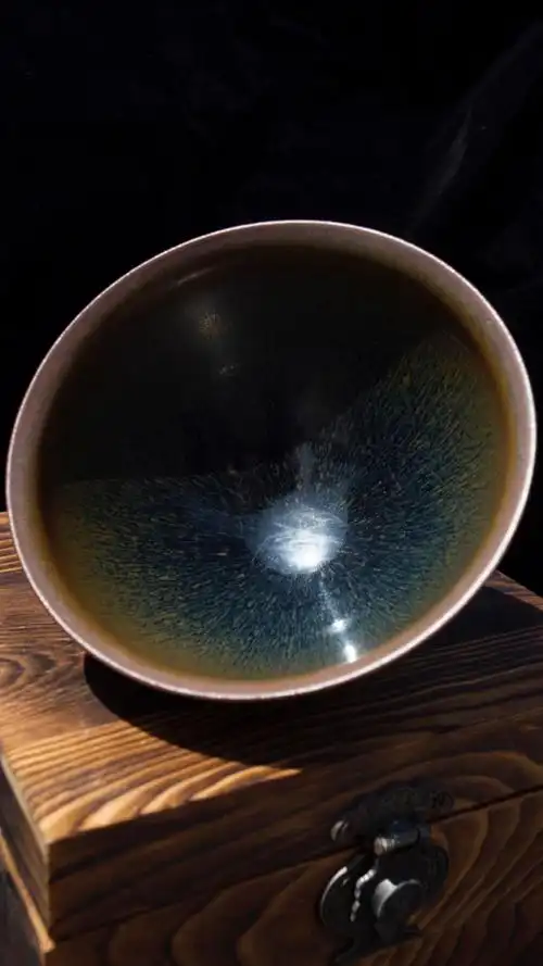 宋瓷古玩收藏-南宋时期束口金兔毫建盏