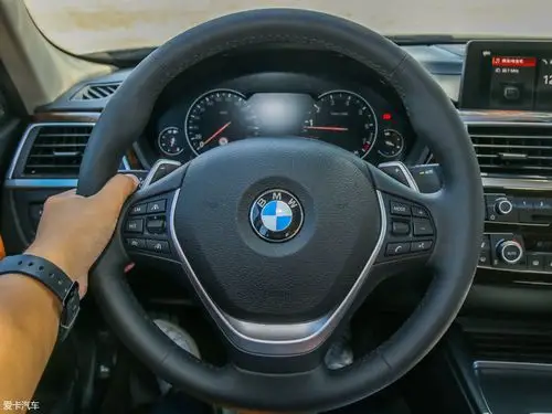 > 实拍华晨宝马新款3系