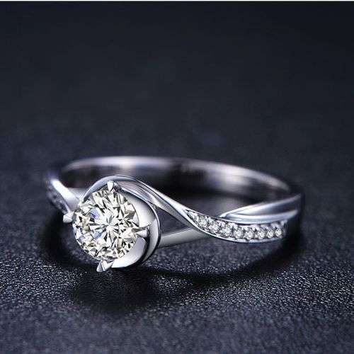 戒指知性分群情侣白金莫桑钻石定制女士钻戒戒指