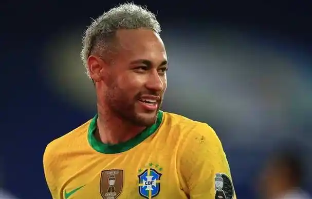 内马尔支持维尼修斯获金球奖,引发梅西c罗意外反应_球迷_巴西_皇马