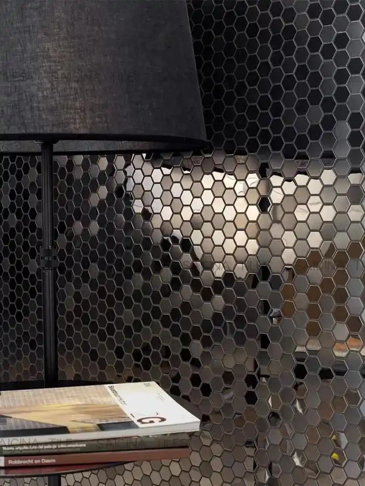 304不锈钢马赛克瓷砖:长久耐用的选择.金属材质马赛克瓷砖是 - 抖音