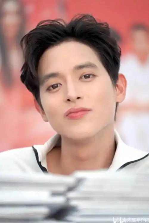 2022-2023泰国娱乐圈男明星片酬排行榜对比:泰剧圈大咖演员广告身价稳