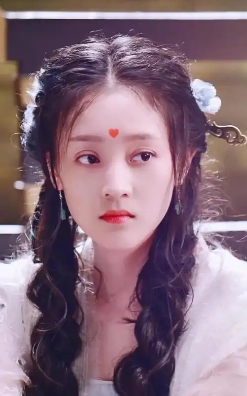 古装剧中的美人卷发造型有人异常惊艳有人无力吐槽