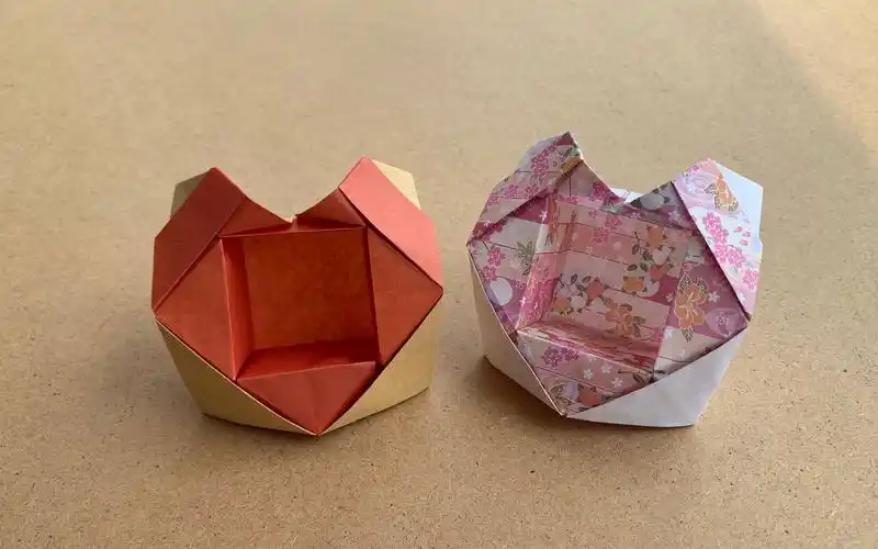 【折纸教程】可爱漂亮的爱心盒子,很有趣的玩意