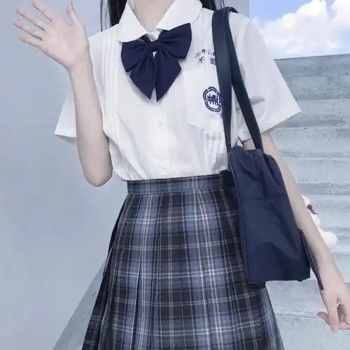 今日份jk制服女生头像