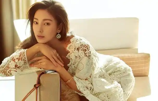 张雨绮:掌掴汪小菲,脚踢王全安,催债袁巴元,她是彪悍还是清醒