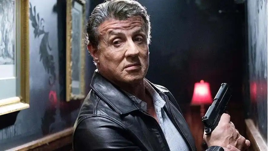 一部高智商犯罪片, 史泰龙化身越狱专家, 进入不可能逃出的监狱