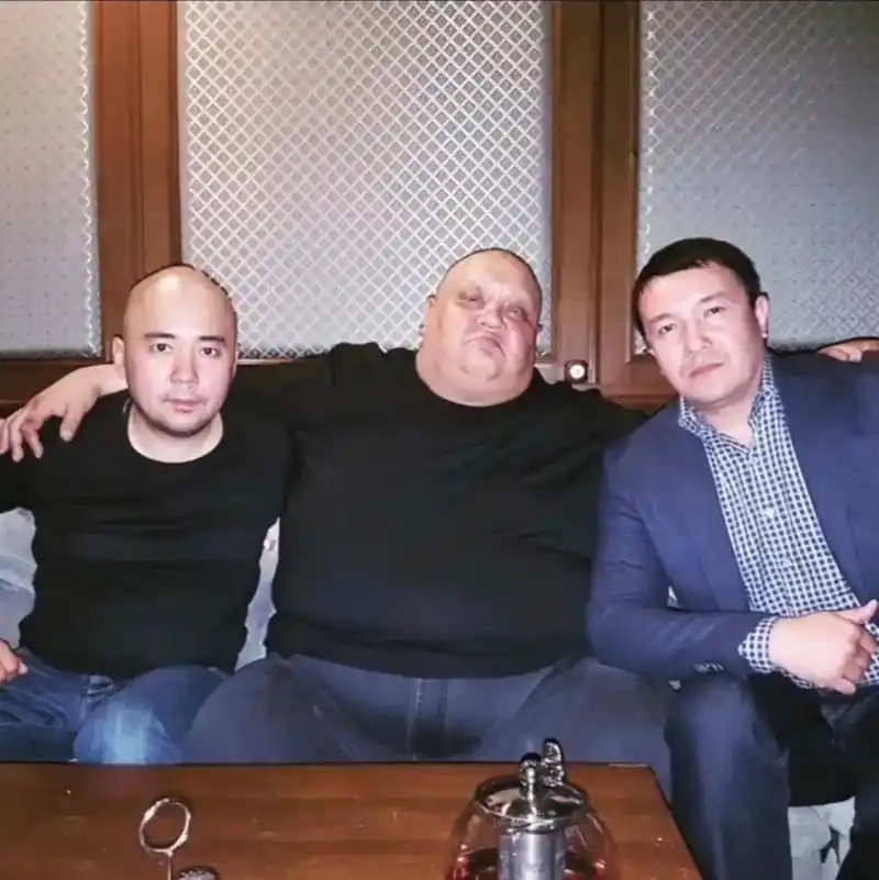 sayan #合影 #大咖 - 抖音