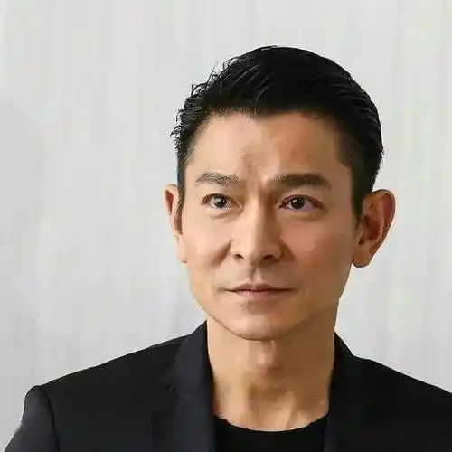 星扒客刘德华星盘分析