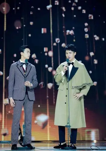 吴磊刘昊然同框照太惊艳!网友:可以脑补一万次偶像剧剧情