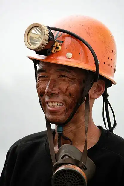 中国工会新闻 热点专题 海员工会征集 人物风采篇  《劳动者》组片的