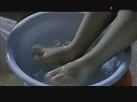 央视公益广告妈妈洗脚
