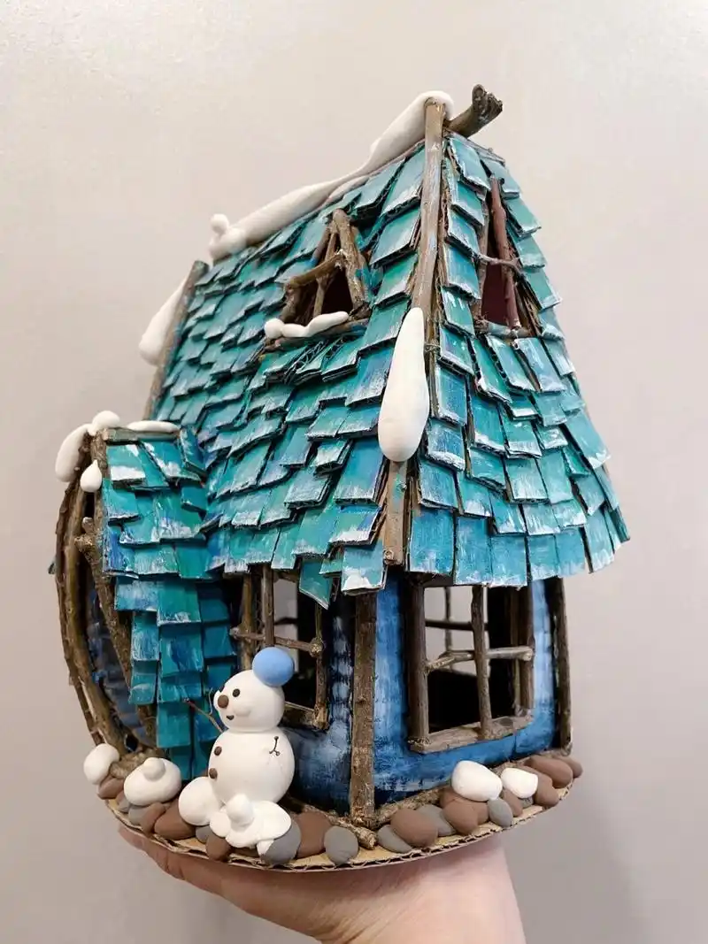 废纸箱森林小房子 幼儿园作业又.